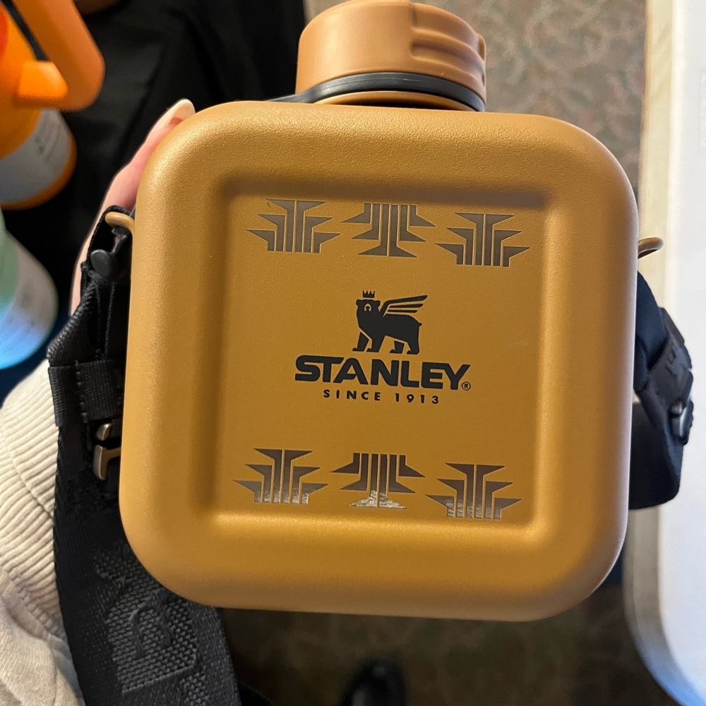 Stanley Tan Water Bottle with Design